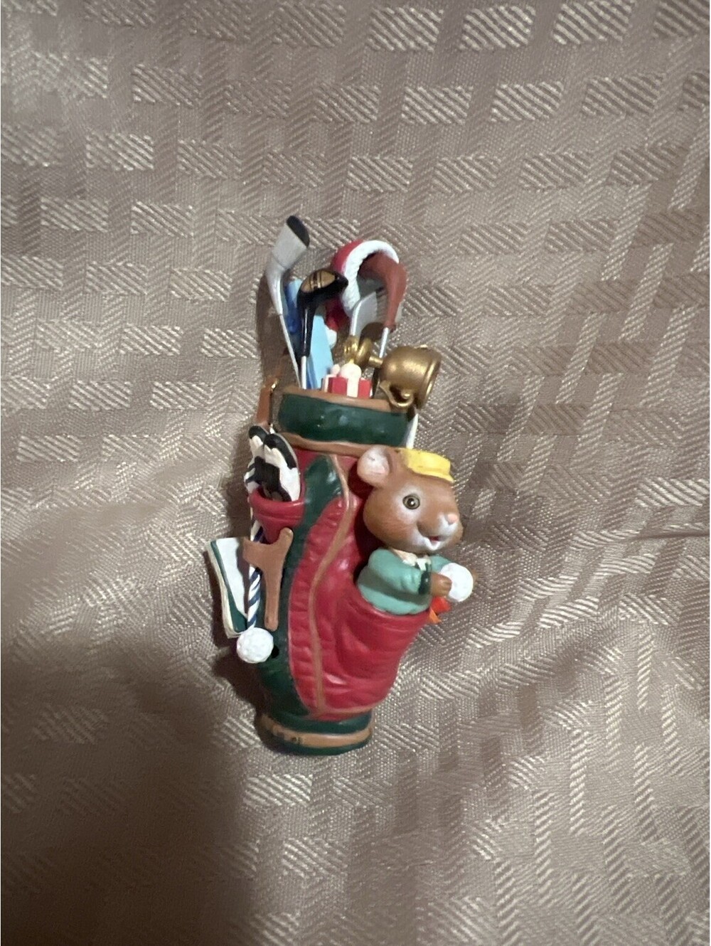 Vintage 1992 Enesco Tee-riffic Holidays Mouse Golf Ornament #590827 no box